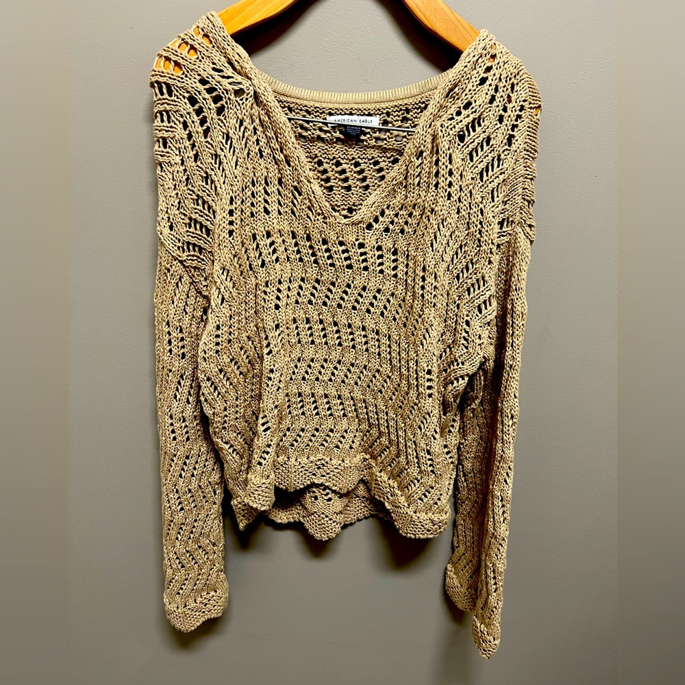 XS American Eagle 🦅 Tan Knit Sweater
